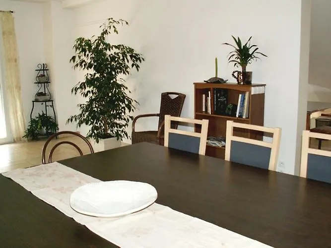 Aparthotel Le Clos Carre - Appart' Saint-Maurice-de-Gourdans