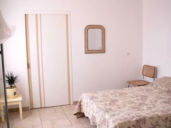 Le Clos Carre - Appart' Saint-Maurice-de-Gourdans